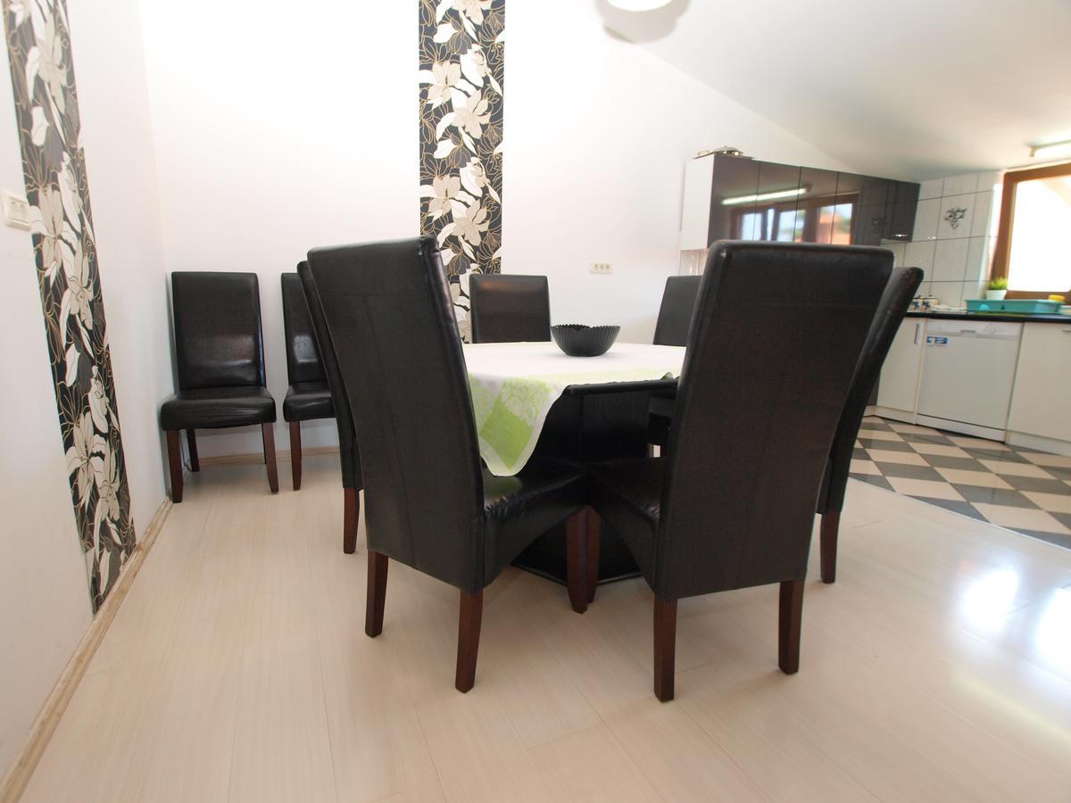 Apartman Marija 85 *