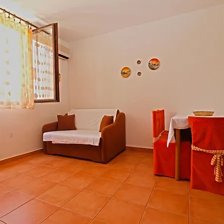 Apartments Marija 85 Fazana Exterior photo