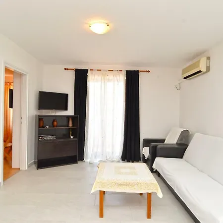 Apartments Marija 85 Fazana Exterior photo