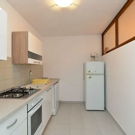 Apartments Marija 85 Fazana Exterior photo