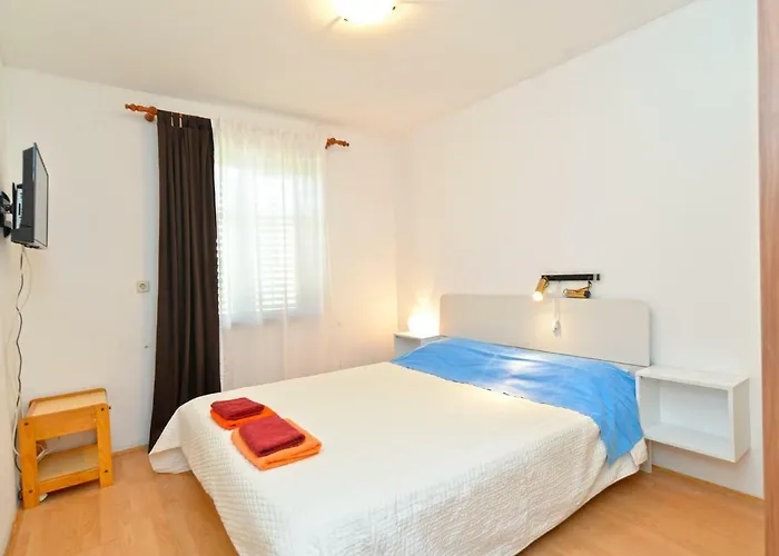 Apartments Marija 85