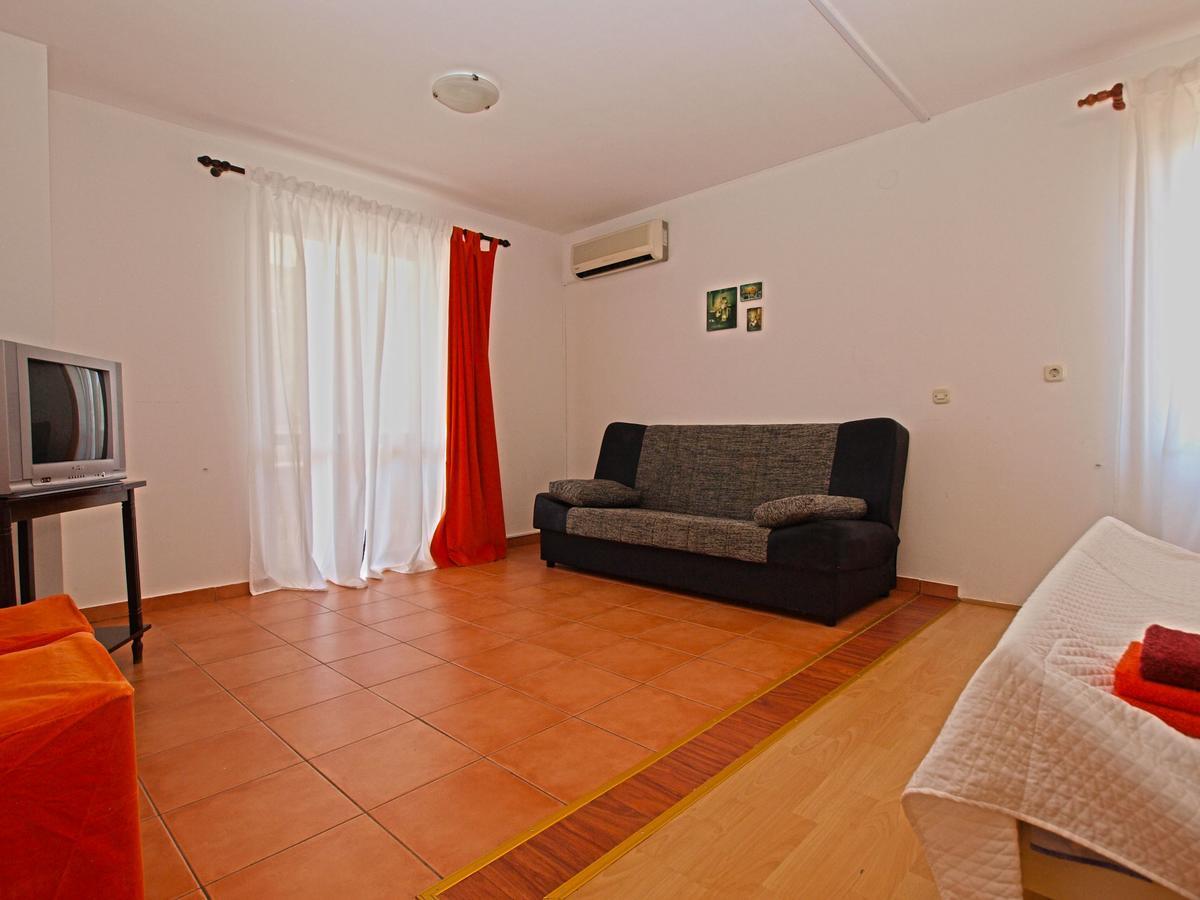 Apartment Marija 85