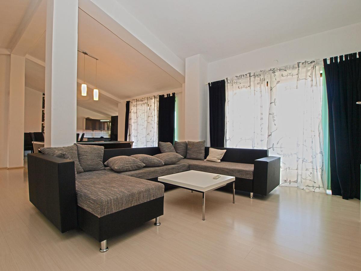 Apartment Marija 85